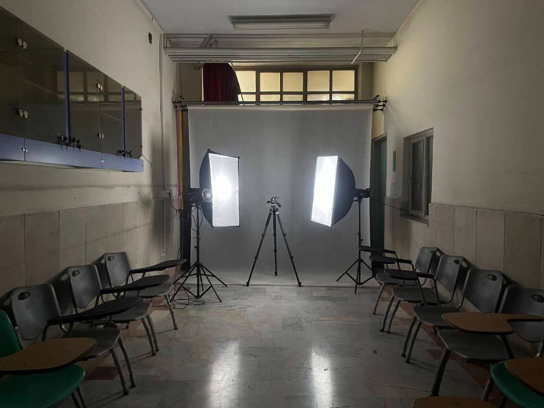 هنرستان فنی دختران